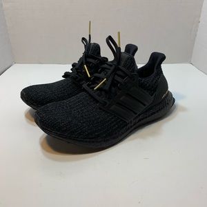 Women Adidas ultra Boost size 7.5